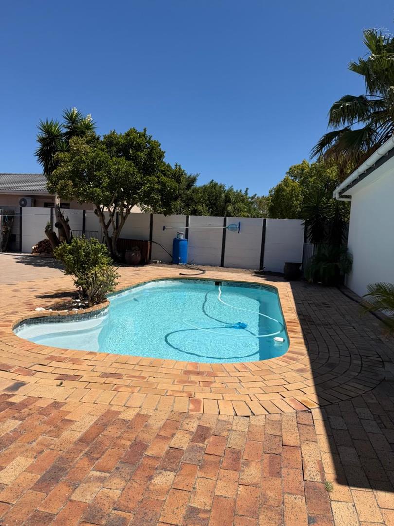 2 Bedroom Property for Sale in Protea Heights Western Cape